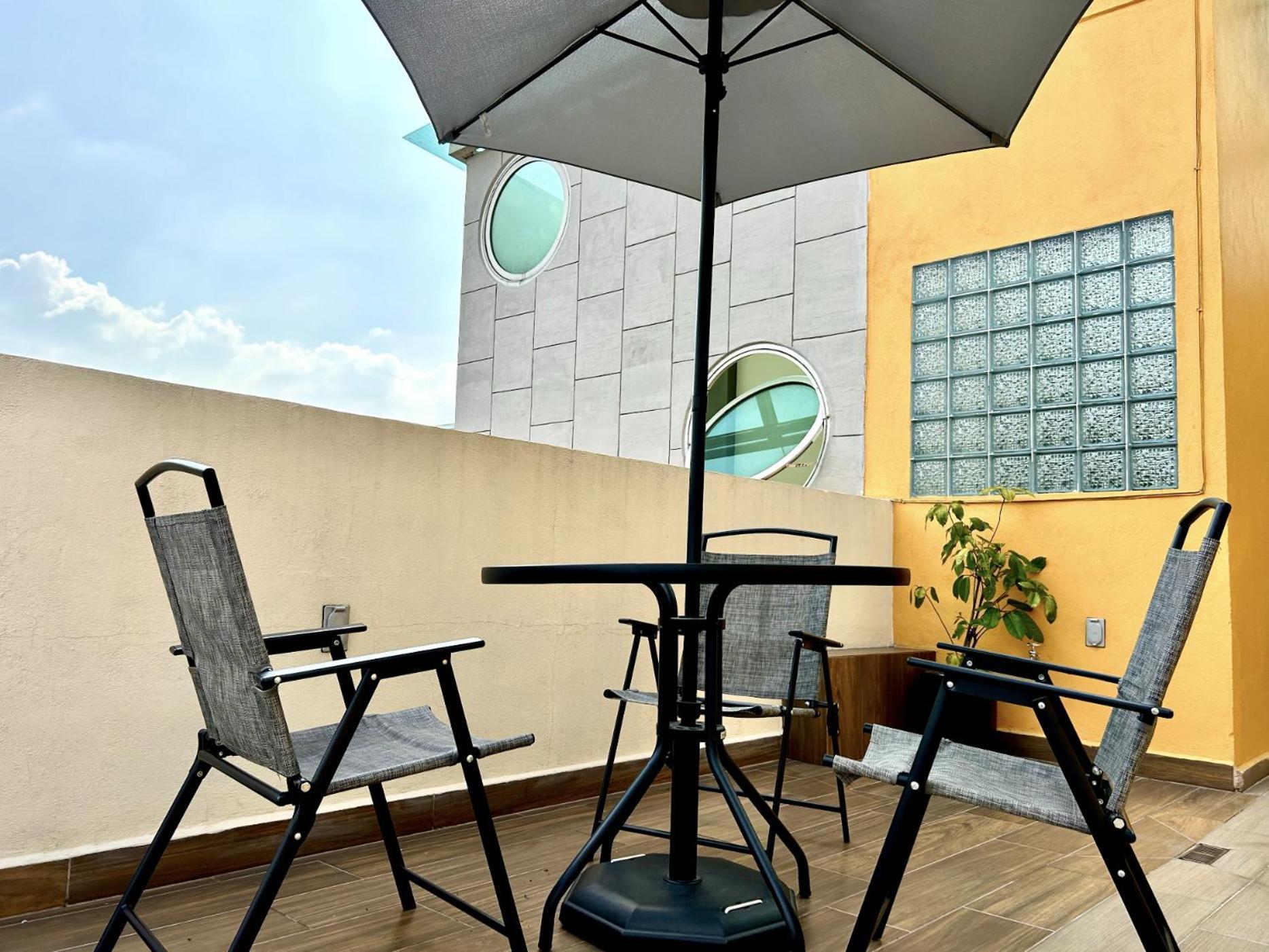 La Casa Del Reloj - Zona De Hospitales Hotel Kota Meksiko Bagian luar foto