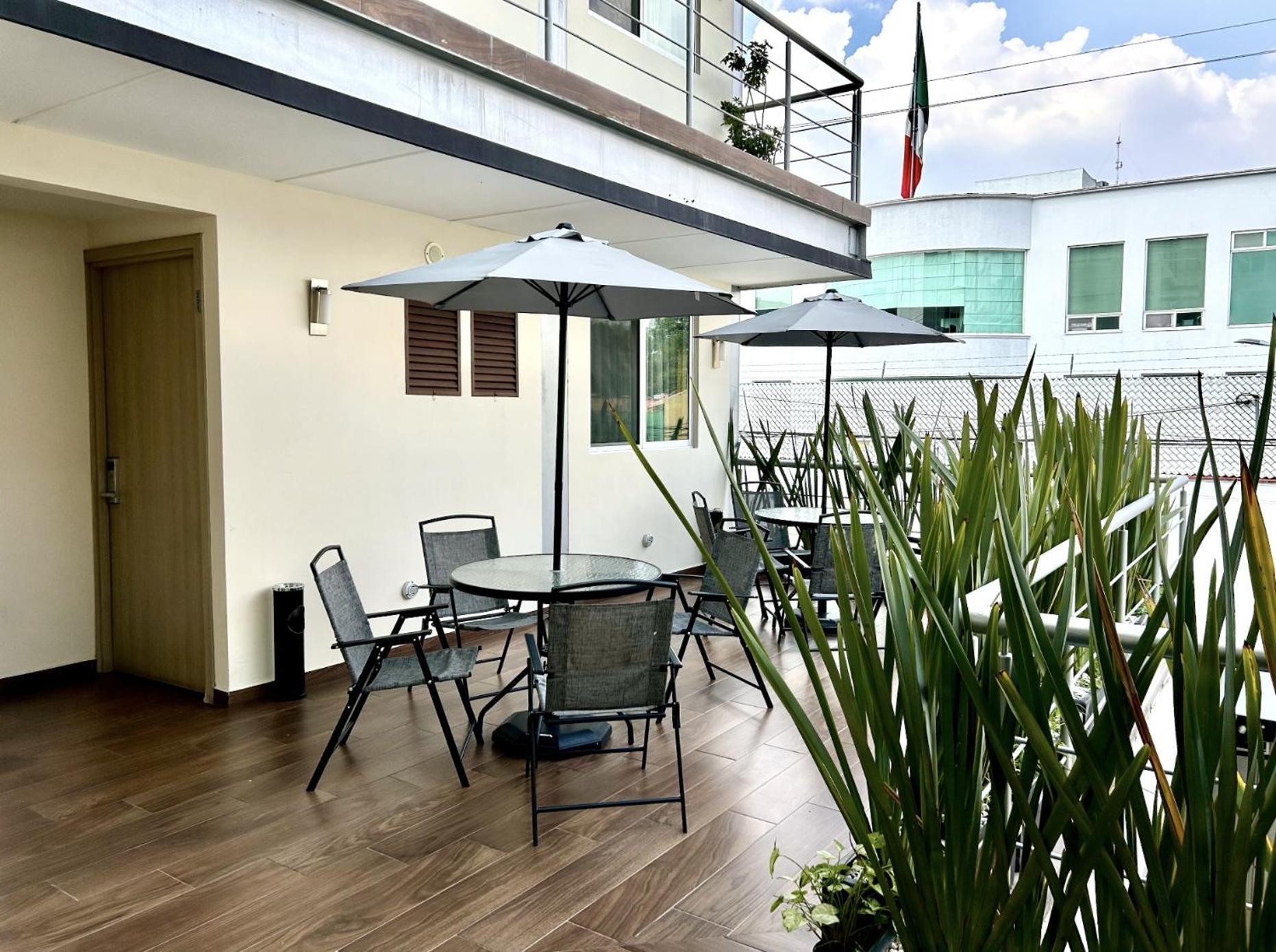La Casa Del Reloj - Zona De Hospitales Hotel Kota Meksiko Bagian luar foto