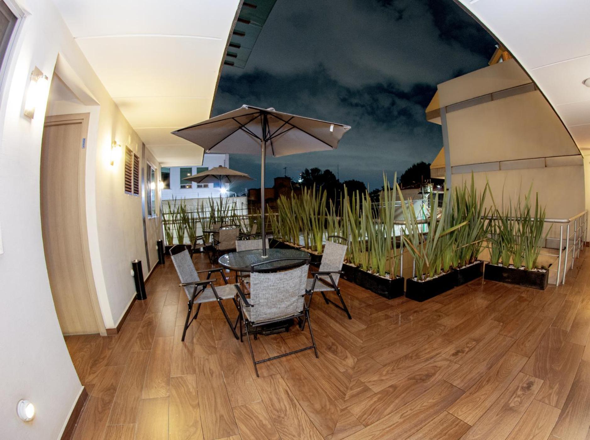 La Casa Del Reloj - Zona De Hospitales Hotel Kota Meksiko Bagian luar foto